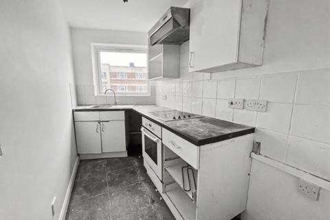 2 bedroom flat for sale, Longridge Court, Longridge Avenue, Saltdean, BN2 8LY