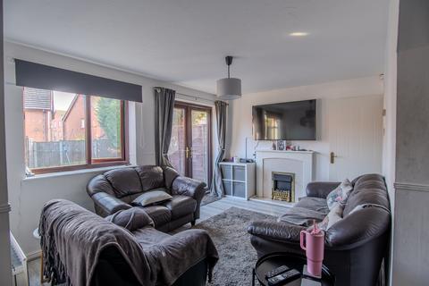 3 bedroom semi-detached house for sale, Tividale Street, Tipton DY4
