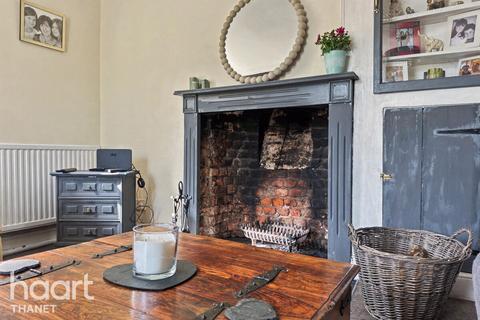 3 bedroom semi-detached house for sale, Canterbury Road, Birchington