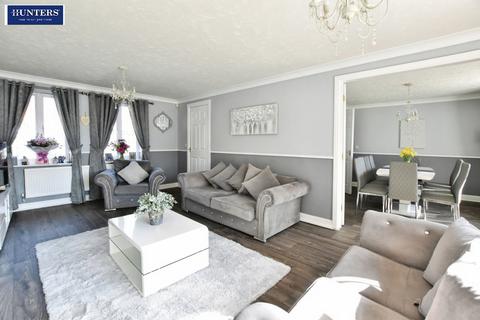 4 bedroom detached house for sale, Siskin Crescent, Bottesford, Scunthorpe