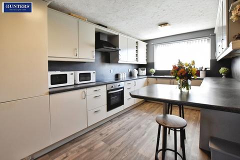 4 bedroom detached house for sale, Siskin Crescent, Bottesford, Scunthorpe