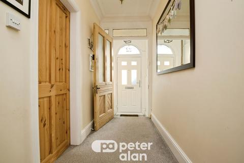 4 bedroom semi-detached house for sale, Greenhill Road, Griffithstown, Pontypool
