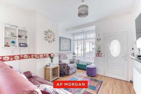 2 bedroom terraced house for sale, Lincoln Road North, Birmingham B27