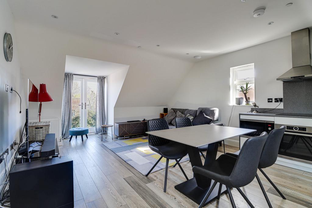 Living/Kitchen