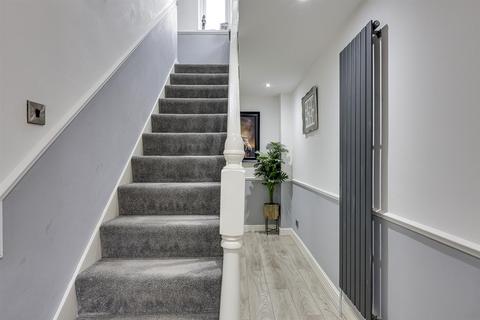 3 bedroom end of terrace house for sale, Ridings Fields, Holmfirth HD9