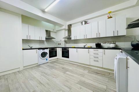 undefined, Queens Road, ENFIELD, EN1