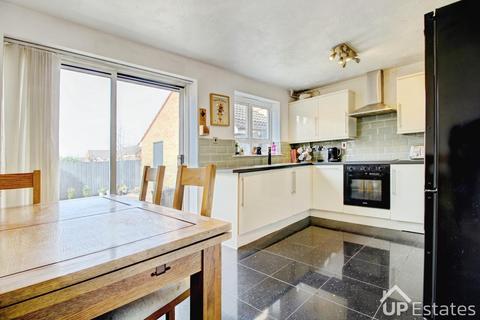 undefined, Kingsholm Close, Binley, Coventry