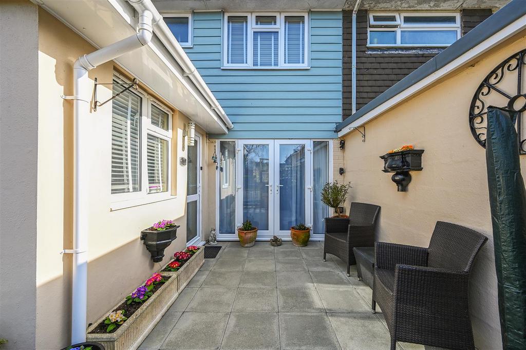 7 CARFAX CLOSE - TN395 EG - PHOTO (24).jpg