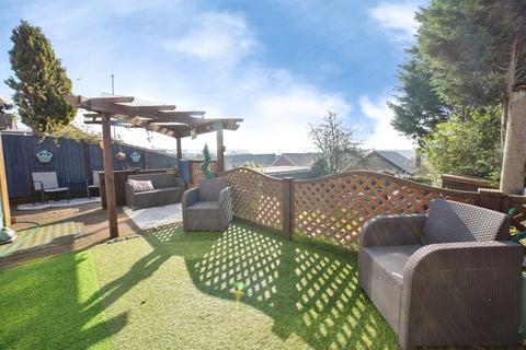 3 bedroom semi-detached house for sale, Cross Lane, Huthwaite, Sutton-in-Ashfield, Nottinghamshire, NG17