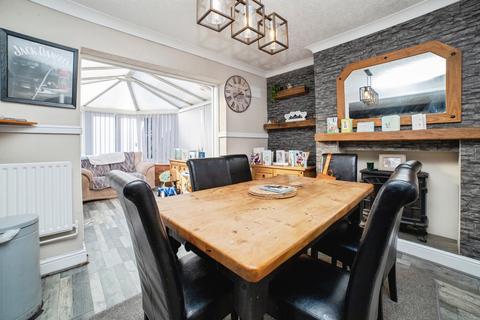 3 bedroom semi-detached house for sale, Cross Lane, Huthwaite, Sutton-in-Ashfield, Nottinghamshire, NG17