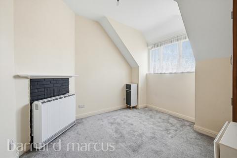 2 bedroom flat to rent, Clifford Avenue, LONDON