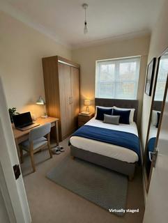 2 bedroom apartment to rent, Brondesbury Road, London, NW6