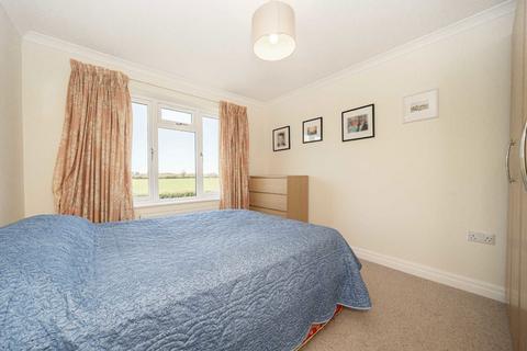 3 bedroom detached house for sale, St. Marys Close, Sunbury-On-Thames TW16