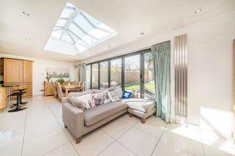 4 bedroom semi-detached house for sale, Chiltern Drive, Surbiton KT5
