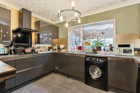 2 bedroom semi-detached bungalow for sale, Hercules Road, Norwich