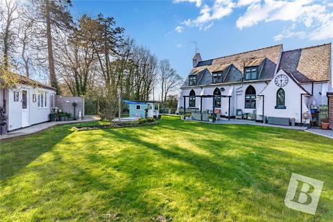 4 bedroom detached house for sale, Hastingwood Road, Hastingwood, Harlow, Essex, CM17