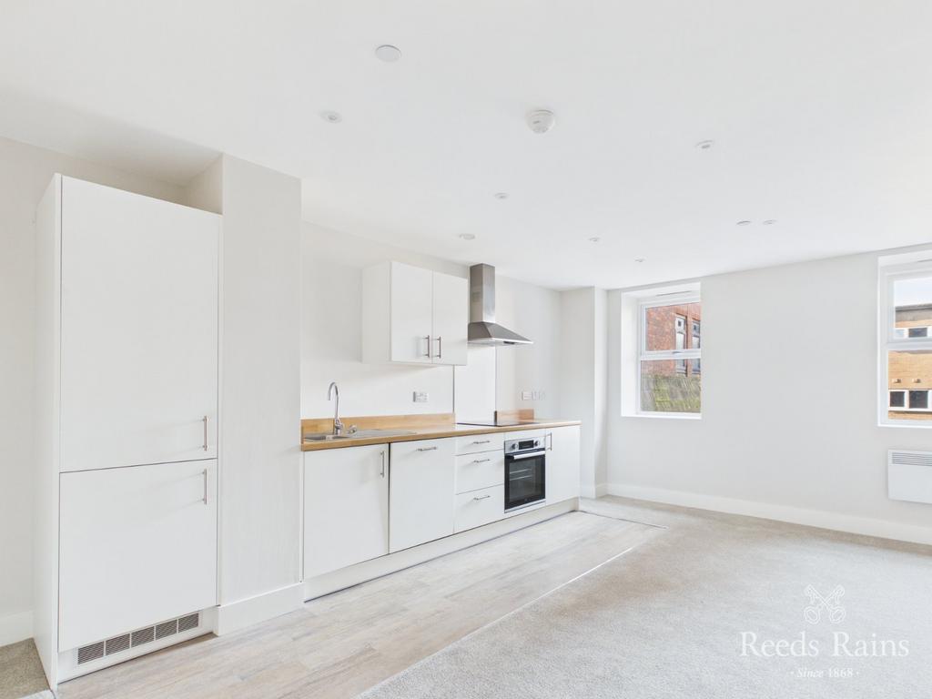 Open Kitchen/Lounge