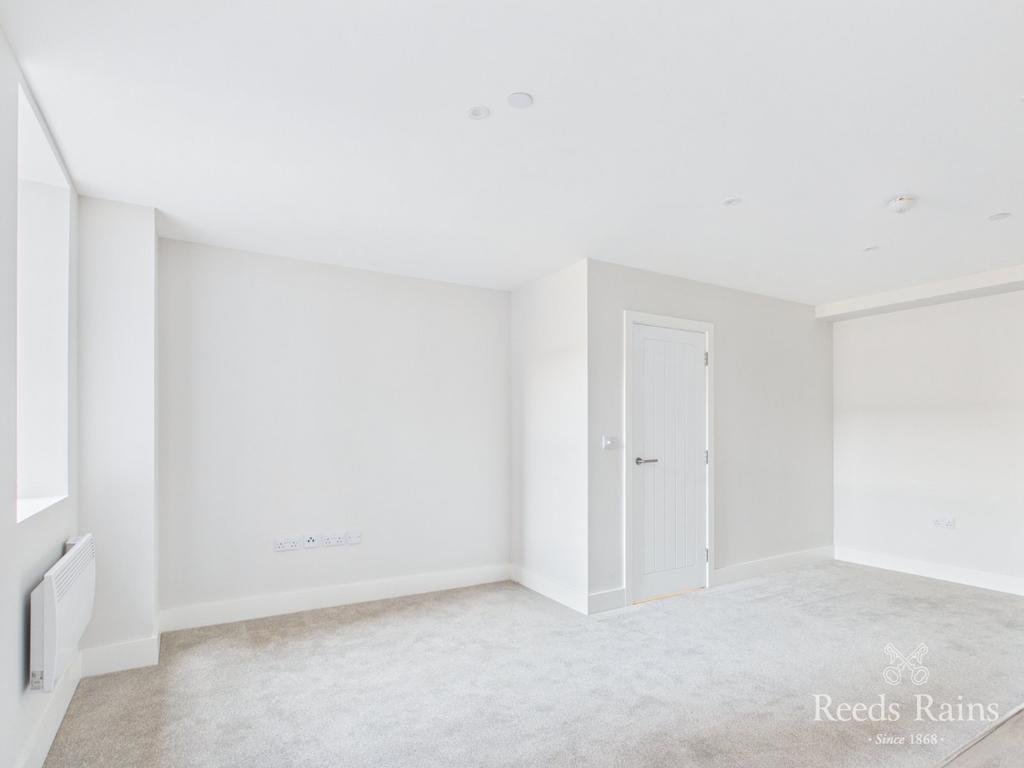 Open Kitchen/Lounge