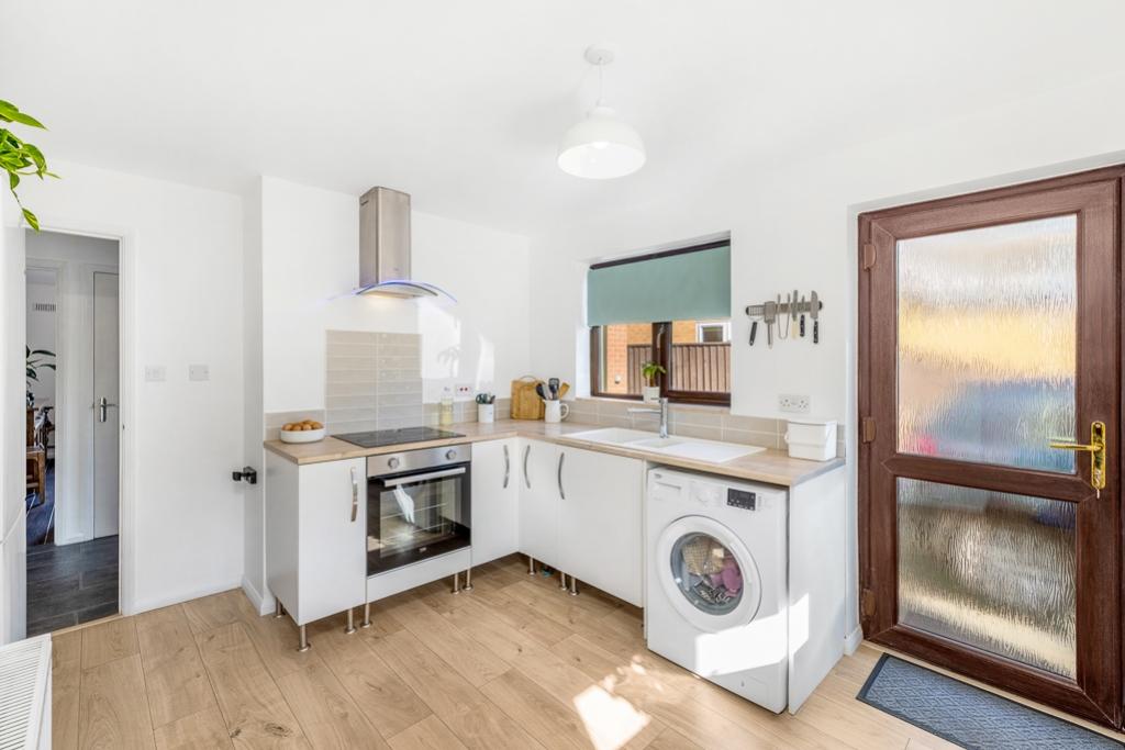 5 Church Mews (Sutterton)-12