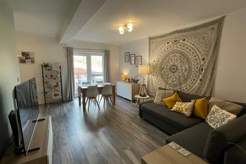 2 bedroom apartment for sale, Pullman Court, Leeds LS27