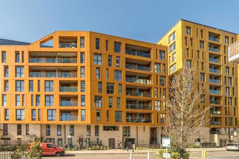 undefined, Cable Walk, London SE10