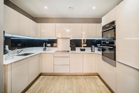 undefined, Cable Walk, London SE10