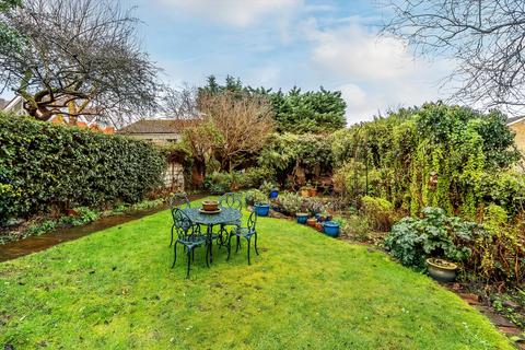 4 bedroom townhouse for sale, Epsom Road, Guildford, Surrey GU1.