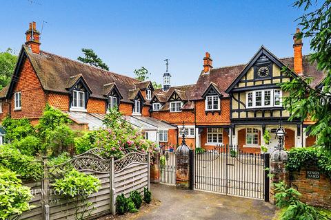 undefined, Prince Albert Drive, ASCOT