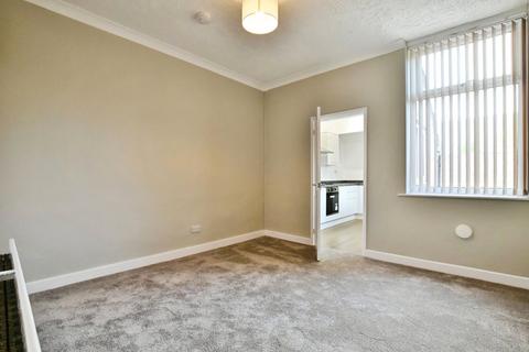 2 bedroom end of terrace house for sale, Beaconsfield Road, Altrincham, WA14