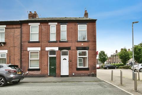 2 bedroom end of terrace house for sale, Beaconsfield Road, Altrincham, WA14