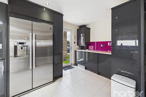 4 bedroom detached house for sale, Greentree Drive, Mount Vernon, Glasgow, City Of Glasgow, G69 7UW