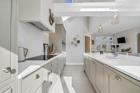 3 bedroom detached house for sale, Norfolk Road, Bury St. Edmunds