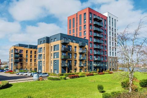 2 bedroom flat for sale, Meridian Way, SOUTHAMPTON