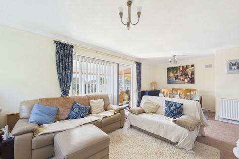 2 bedroom detached bungalow for sale, Adur Avenue, Worthing BN13