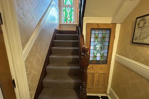6 bedroom terraced house for sale, London Road, Luton