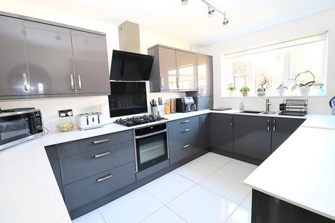 undefined, Shepherds Walk, Farnborough GU14