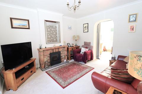 2 bedroom detached house for sale, Shepherds Walk, Farnborough GU14