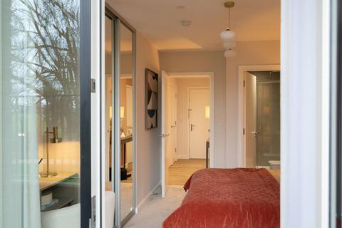 2 bedroom flat for sale, Northwick Parkside, Harrow HA1