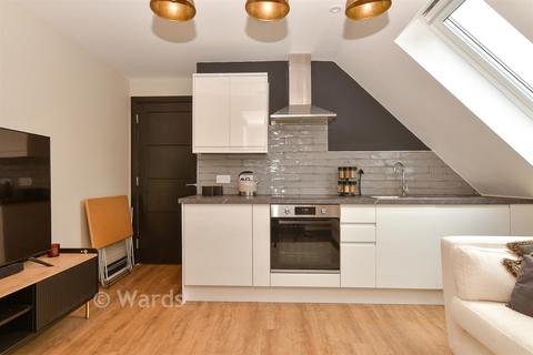 undefined, Manor Gardens, Longfield DA3