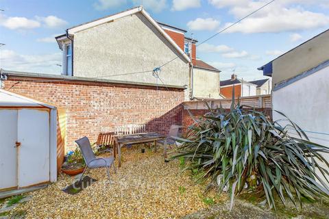 3 bedroom end of terrace house for sale, Aston Road, Southsea PO4