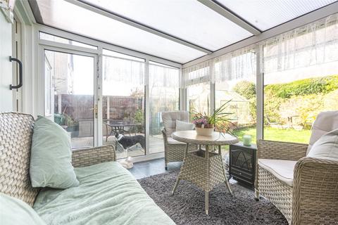undefined, Nant Y Glyn, Llanrug, Caernarfon, Gwynedd, LL55