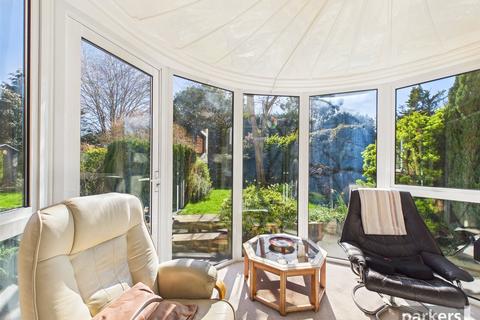 4 bedroom detached house for sale, Brackendale Way, Berkshire RG6