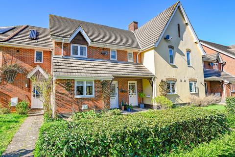 3 bedroom house for sale, Henbest Close, WIMBORNE, BH21