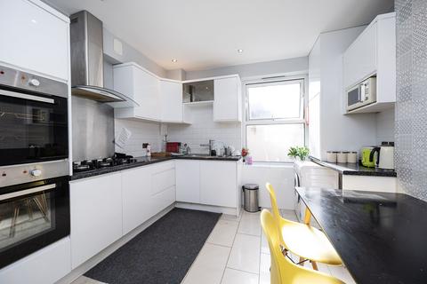 6 bedroom house for sale, Woodseer Street, Spitalfields, London, E1