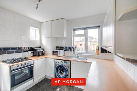 3 bedroom semi-detached house for sale, Ridge Grove, Stourbridge, West Midlands, DY9