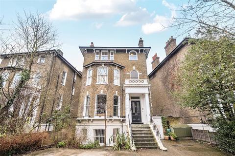 3 bedroom apartment for sale, Charlton Road, London