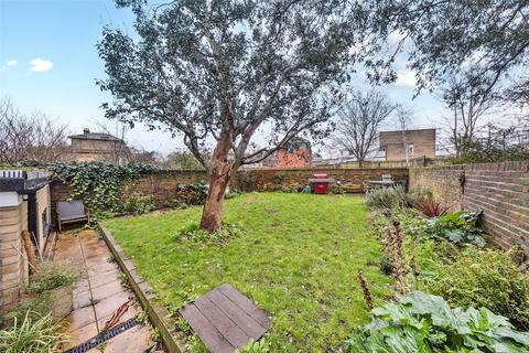 3 bedroom apartment for sale, Charlton Road, London