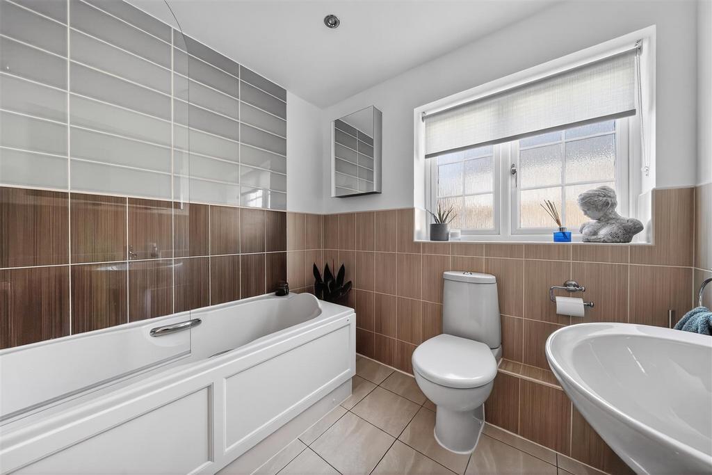 Bathroom.jpg