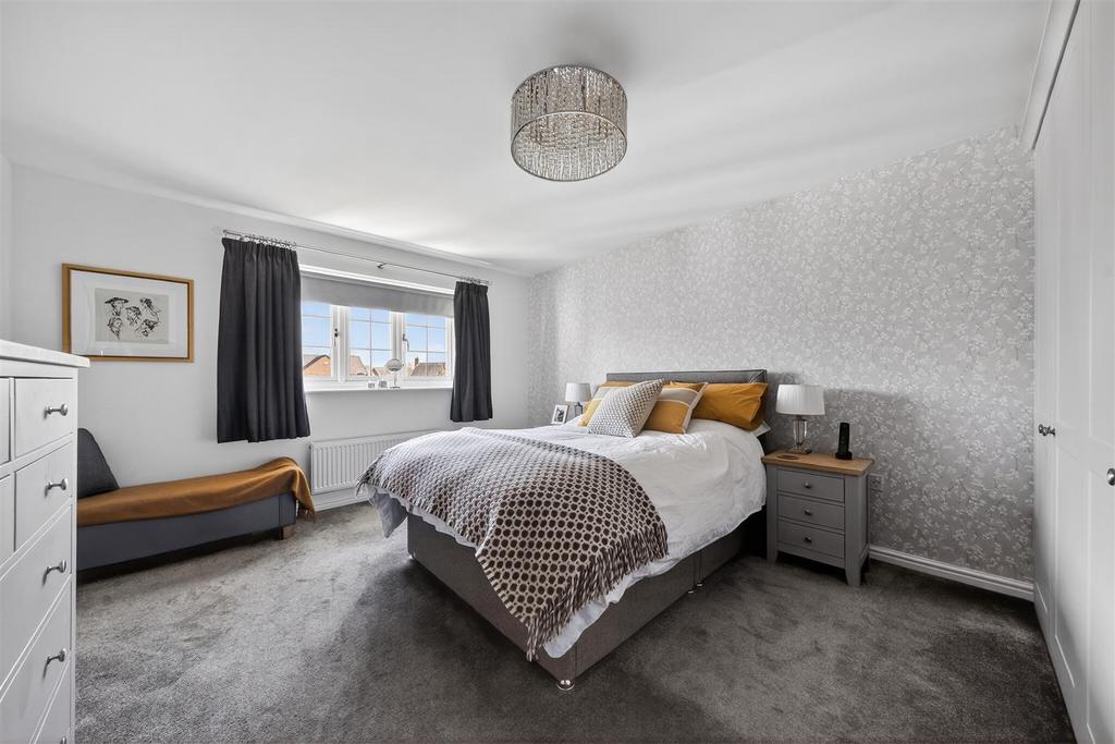 Bed 1.jpg
