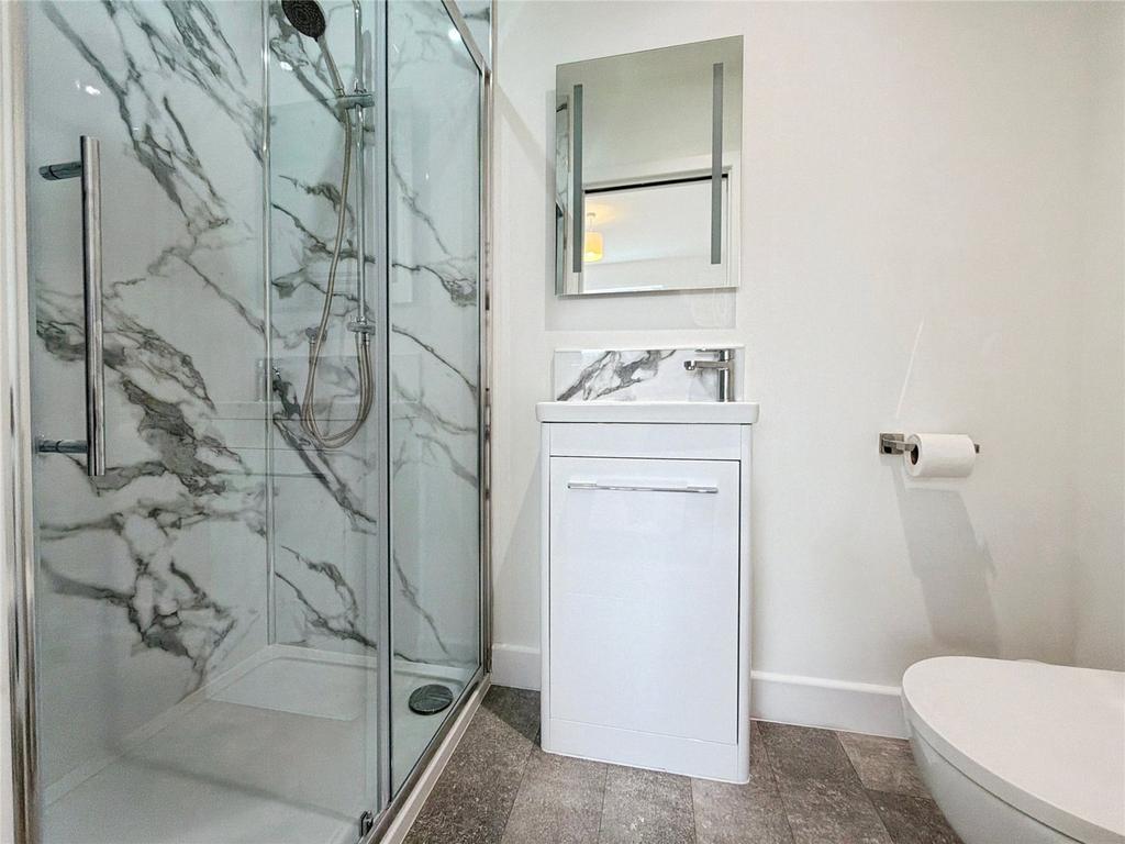 Ensuite